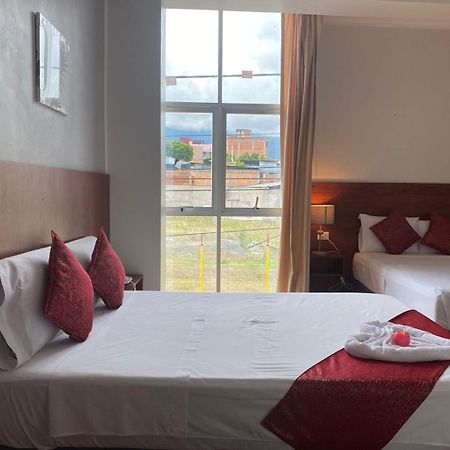 Hotel La Palmera De Oro Tarapoto Eksteriør bilde
